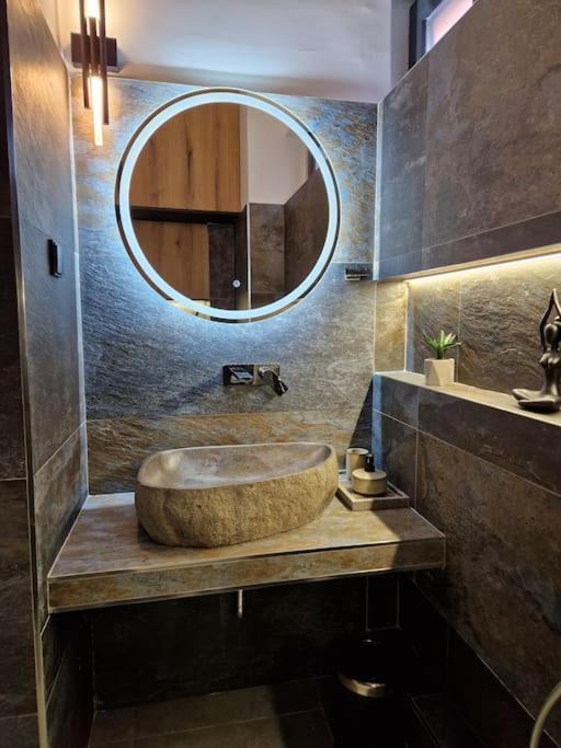 Biblioteka Spa Suite 贝尔格莱德 外观 照片